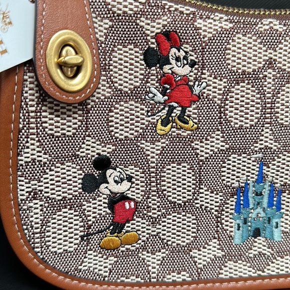NWT Coach Disney X Coach Swinger Bag In Signature Textile Jacquard Mickey Mouse - Picture 4 of 15